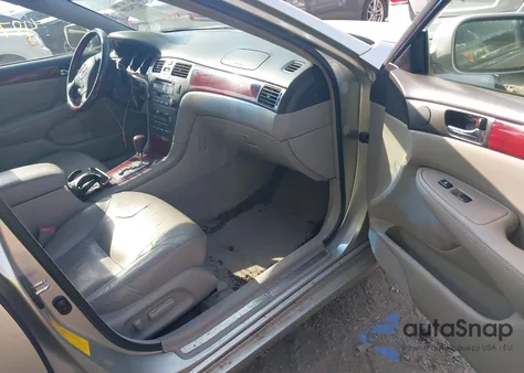 2003 Lexus Es z USA, uszkodzony, nr VIN JTHBF30G530087192